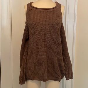 Cute Charlotte Russe Cold-Shoulder Sweater, Med.